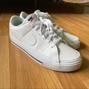 Nike blazer low top